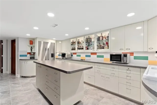 $2,575,000 | 7 Westwood Country Club, Westwood, MO 63131