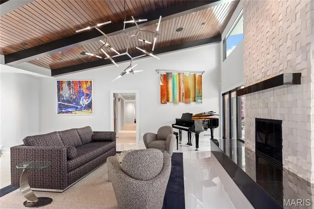 $2,575,000 | 7 Westwood Country Club, Westwood, MO 63131