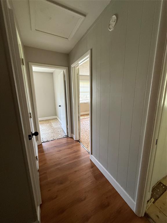 908 Sycamore Athens, TX 75751 - Photo 16 of 28 a view of a hallway