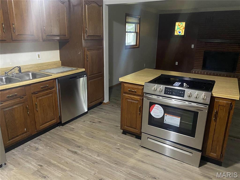 1445 Fairmeadows Lane St. Louis, MO 63138 - Photo 17 of 31