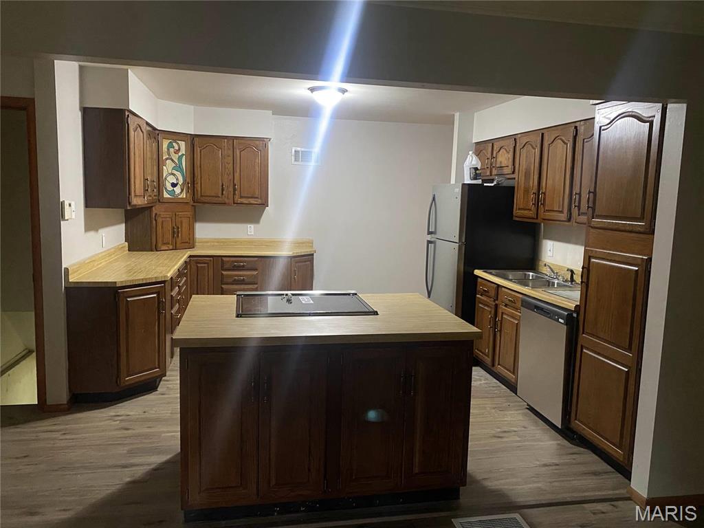 1445 Fairmeadows Lane St. Louis, MO 63138 - Photo 18 of 31