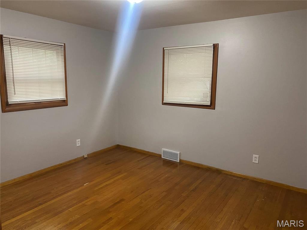 1445 Fairmeadows Lane St. Louis, MO 63138 - Photo 10 of 31