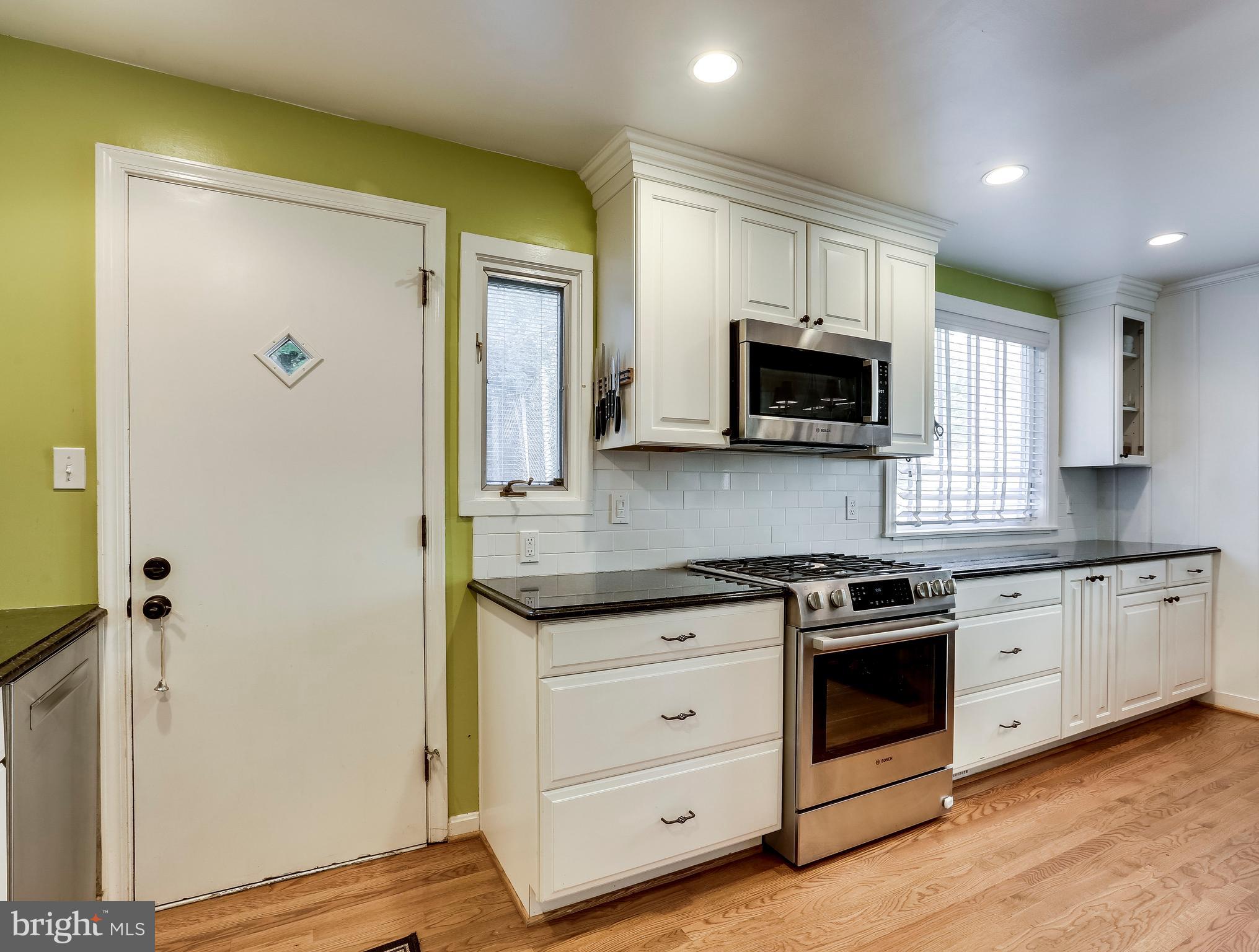 8818 Sundale Drive Silver Spring, MD 20910 - Photo 9 of 31 Gallery Image 9