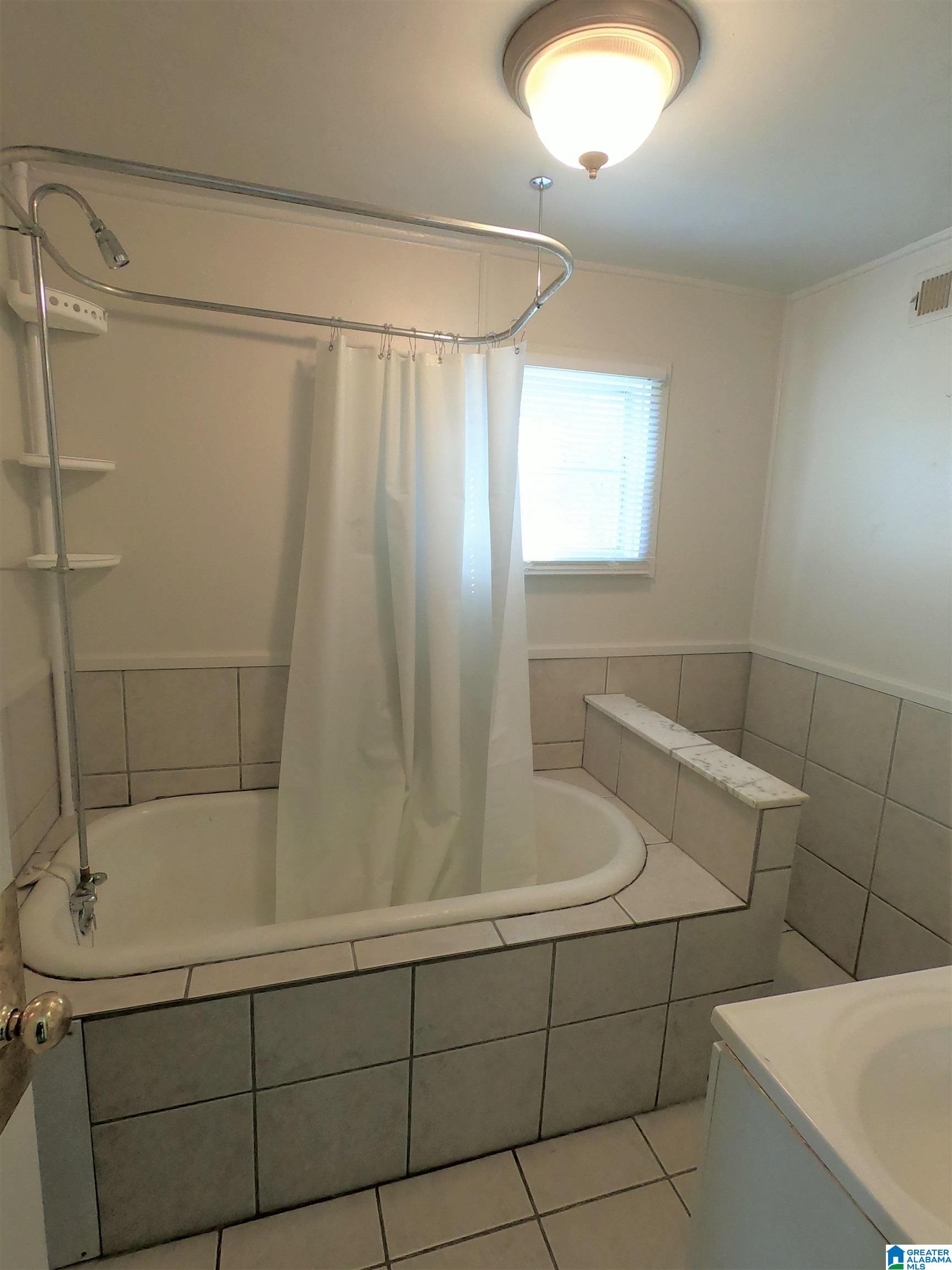 116 Forest Avenue Adamsville, AL 35005 - Photo 5 of 8
