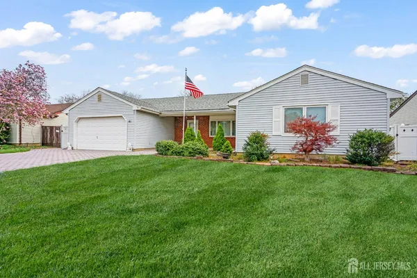 $739,000 | 41 Rodak Circle, Edison, NJ 08817