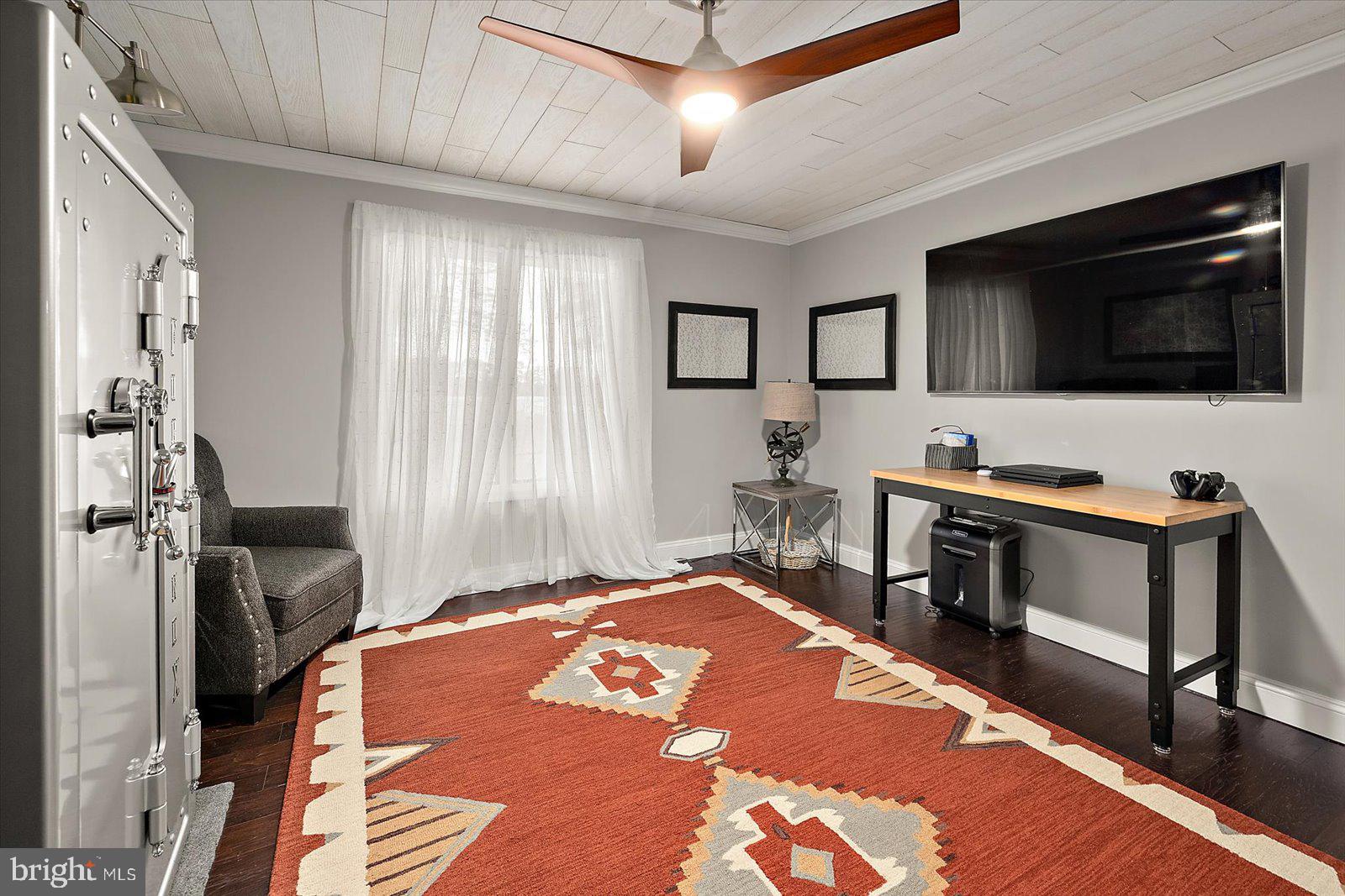 33915 Shockley Road Parsonsburg, MD 21849 - Photo 85 of 125 Charming room with rustic flair.