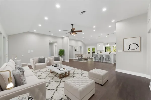$1,150,000 | 1431 Farm To Market Road 85, Ennis, TX 75119