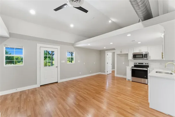 $1,150,000 | 1431 Farm To Market Road 85, Ennis, TX 75119