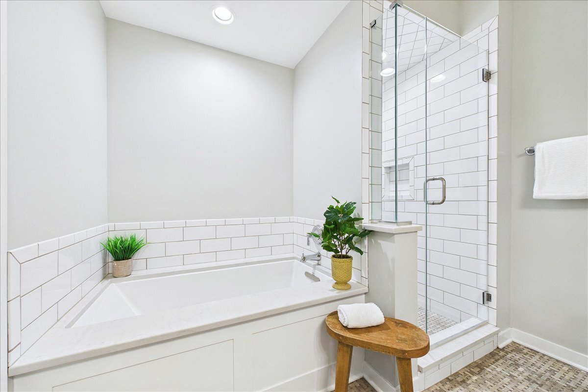 977 Harris Road, Unit 25 Grayslake, IL 60030 - Photo 10 of 26 Gallery Image 10
