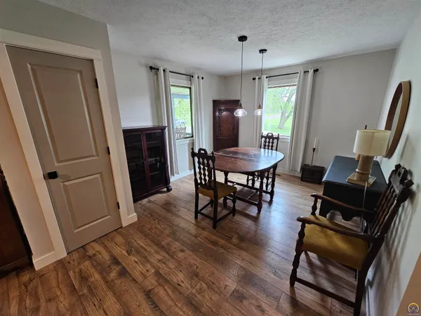 $345,000 | 913 South 12th Street, Sabetha, KS 66534
