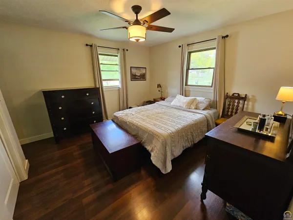 $345,000 | 913 South 12th Street, Sabetha, KS 66534