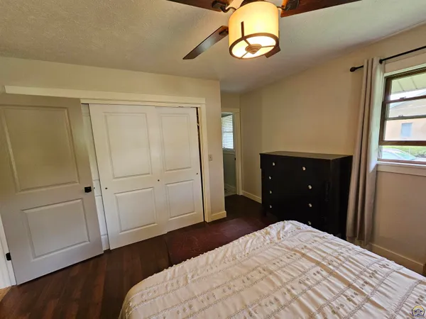 $345,000 | 913 South 12th Street, Sabetha, KS 66534