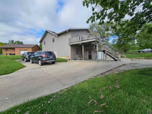 $345,000 | 913 South 12th Street, Sabetha, KS 66534