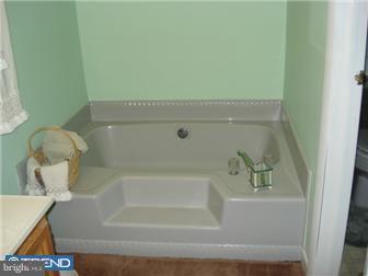 35 New Freedom Road Berlin, NJ 08009 - Photo 7 of 12 Bathroom