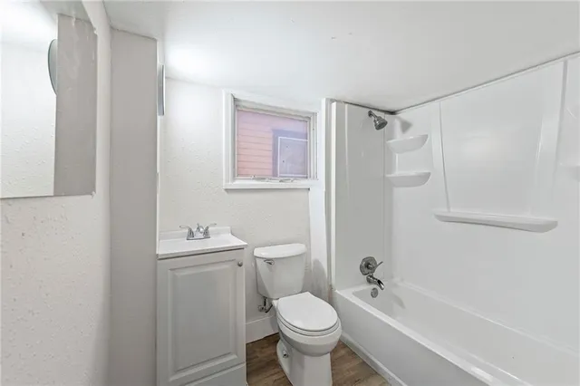 $225,000 | 512 Ottawa Street, Leavenworth, KS 66048