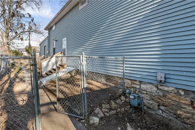 $225,000 | 512 Ottawa Street, Leavenworth, KS 66048