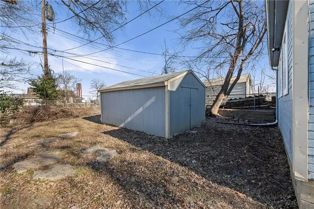 $225,000 | 512 Ottawa Street, Leavenworth, KS 66048