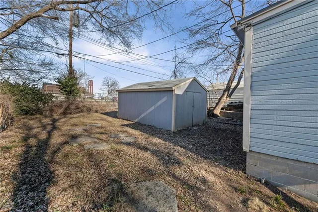 $225,000 | 512 Ottawa Street, Leavenworth, KS 66048