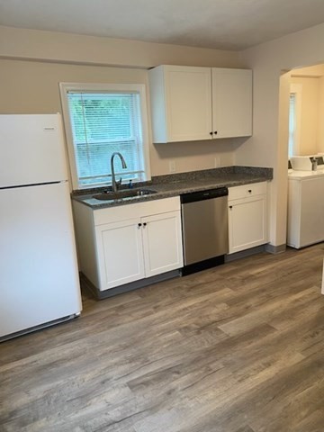 10 Linden Street, Unit 2R Reading, MA 01867 - Photo 2 of 11