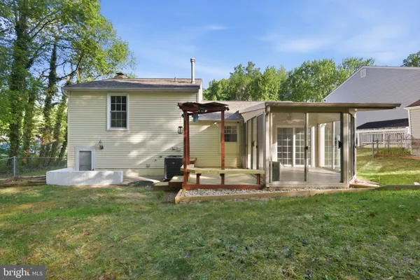 $640,000 | 7625 Sheffield Green Way, Lorton, VA 22079