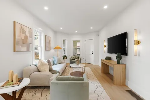 $849,900 | 7 Bennett Street, Unit 1, Medford, MA 02155