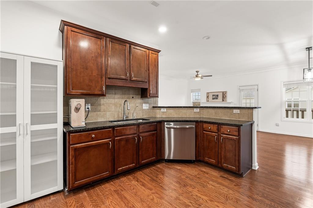 1201 Park Pass Way Suwanee, GA 30024 - Photo 13 of 55