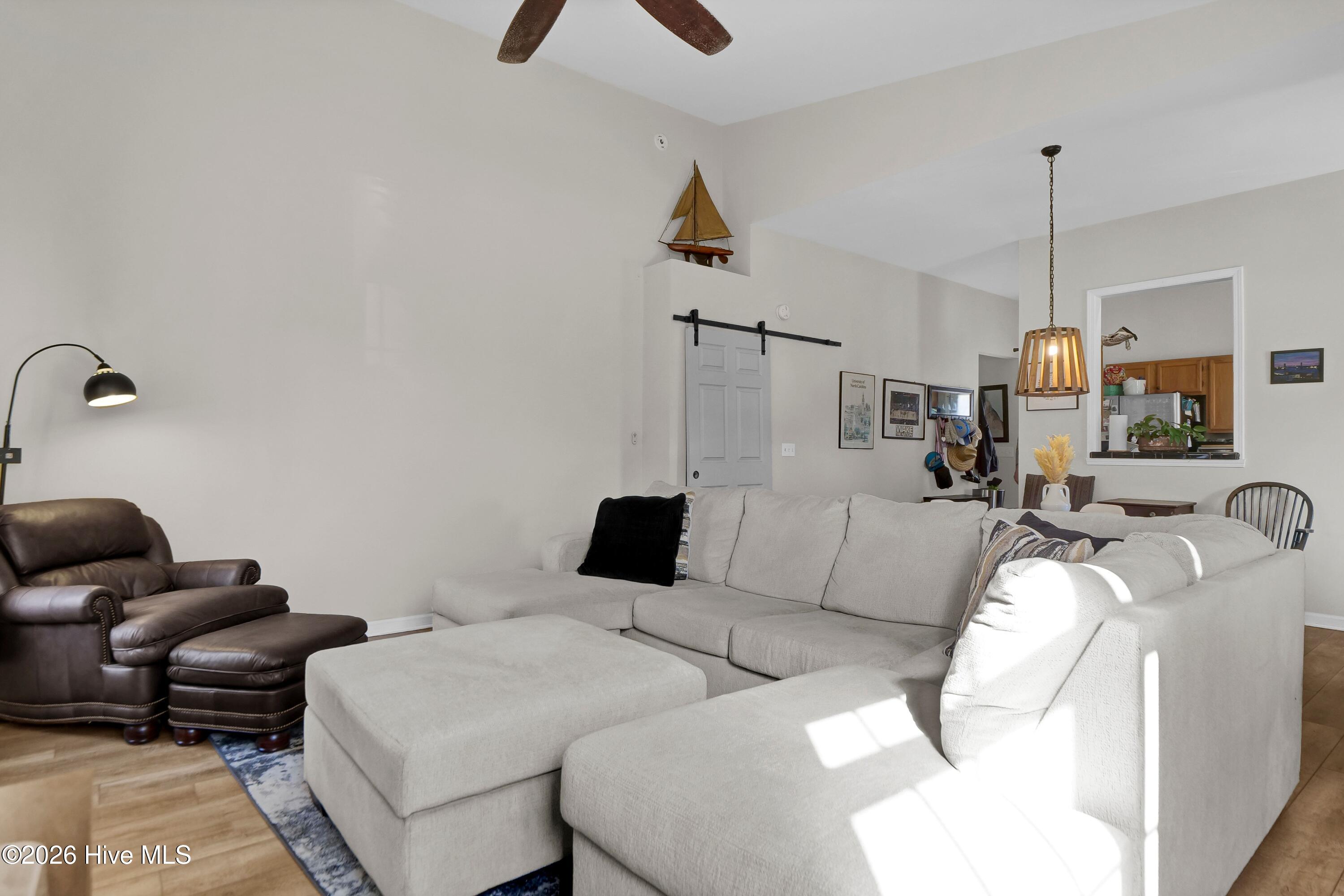 2107 White Road Wilmington, NC 28411 - Photo 9 of 27 009_p2988472_147