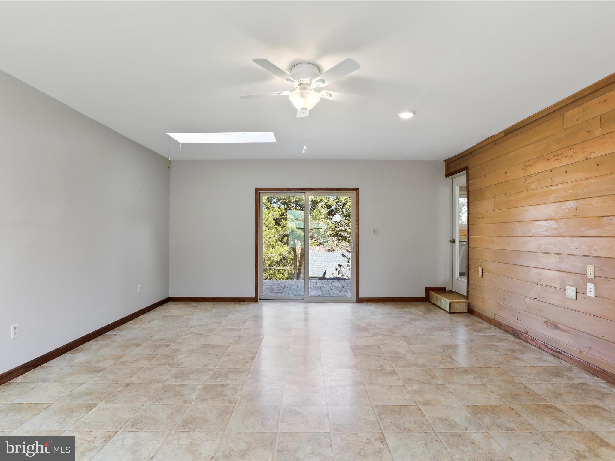 6510 Rimrock Place New Market, MD 21774 - Photo 15 of 53 Family Room