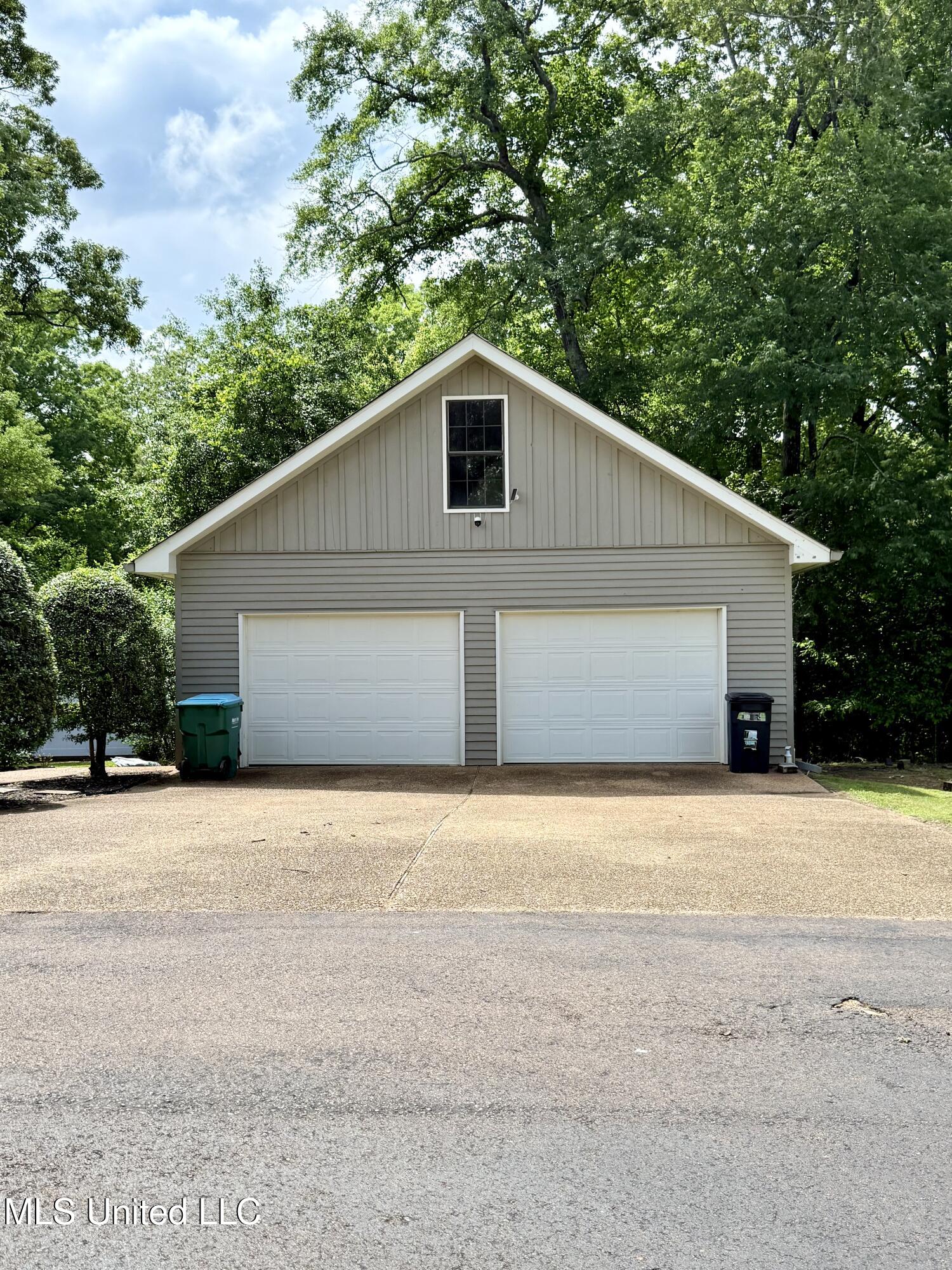 393 Lake Cherami Drive Grenada, MS 38901 - Photo 23 of 30 IMG_7800