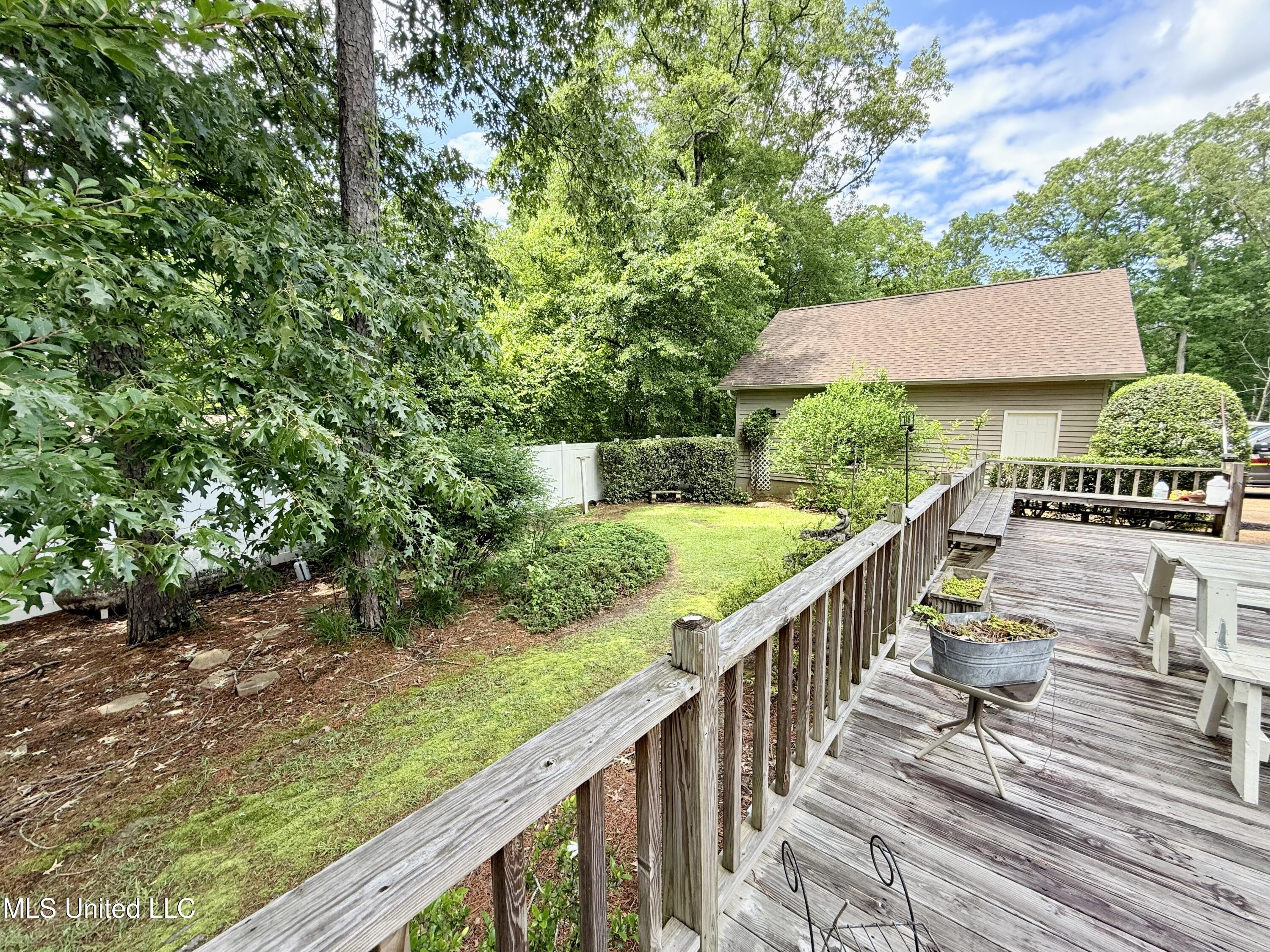 393 Lake Cherami Drive Grenada, MS 38901 - Photo 24 of 30 IMG_7783