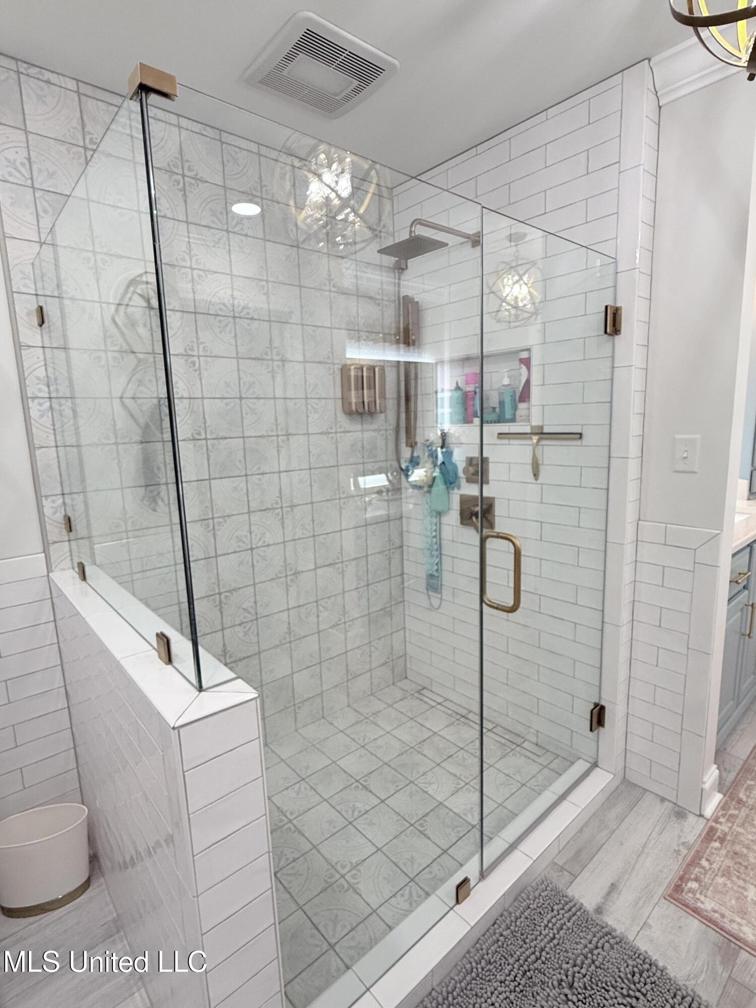 393 Lake Cherami Drive Grenada, MS 38901 - Photo 6 of 30 IMG_7715