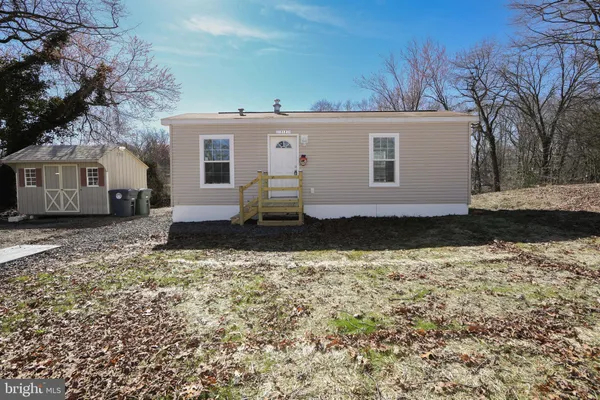 $1,200 | 312 Crystal Drive, Williamstown, NJ 08094