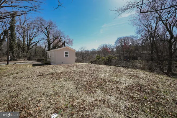 $1,200 | 312 Crystal Drive, Williamstown, NJ 08094