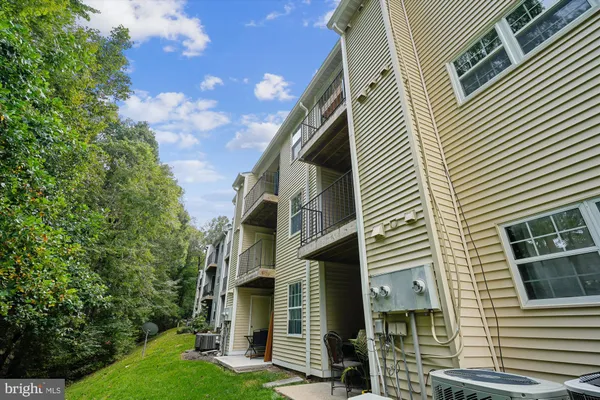 $1,850 | 12129 Chaucer Lane, Unit 12129, Woodbridge, VA 22192