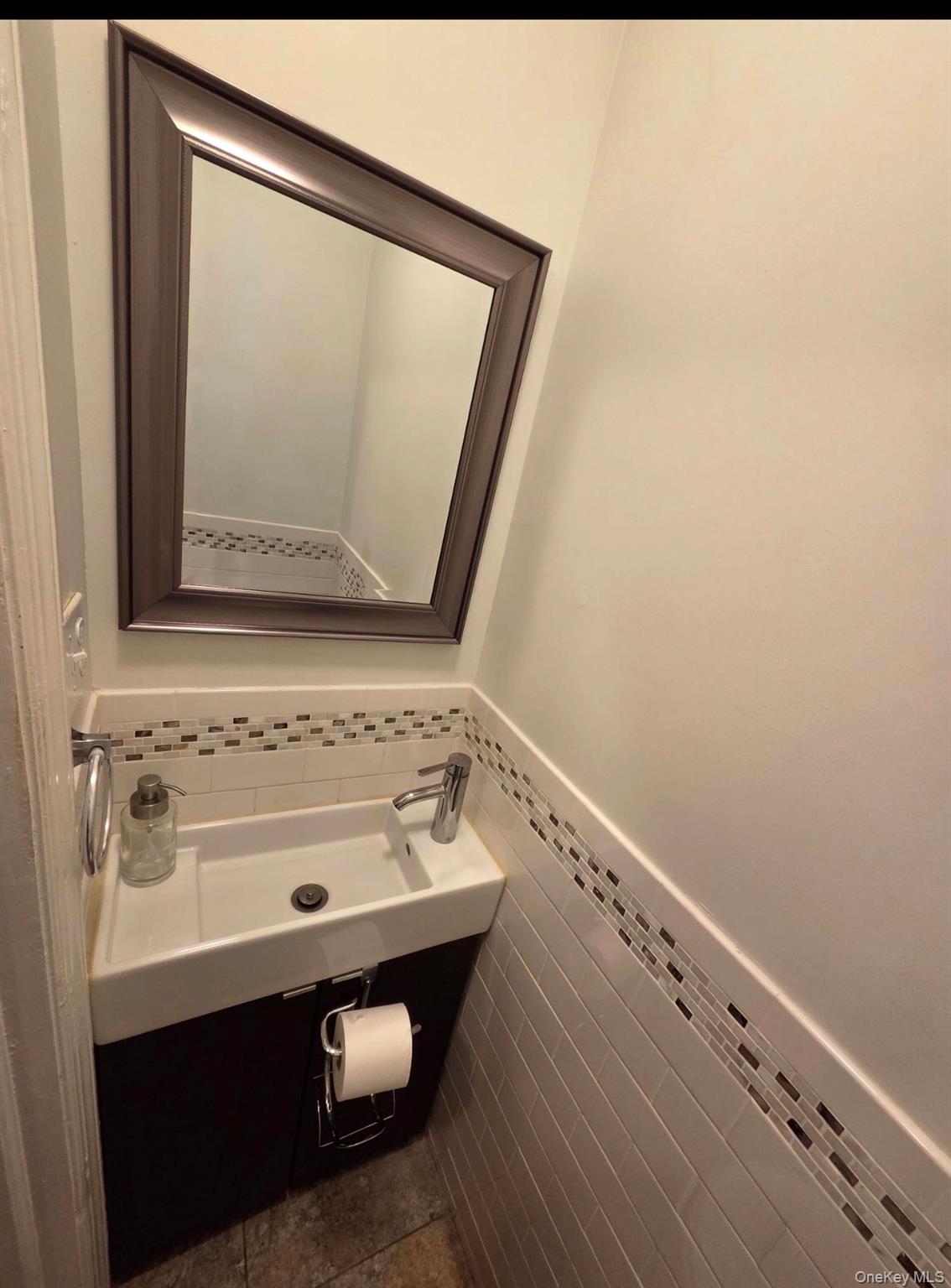 105-48 65th Road Queens, NY 11375 - Photo 3 of 19 Gallery Image 3