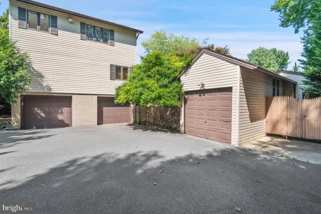 $5,500 | 15729 Holly Grove Road, Silver Spring, MD 20905