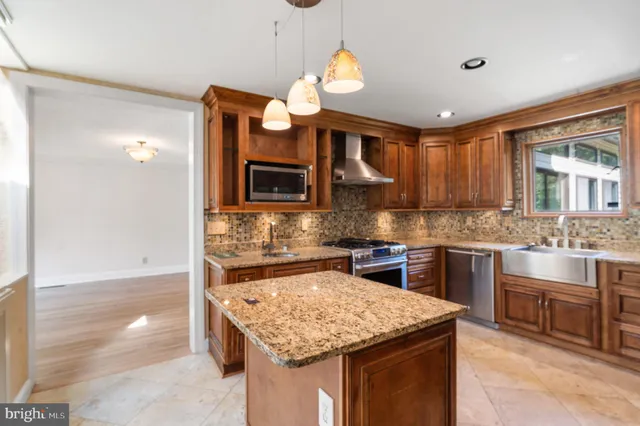 $5,500 | 15729 Holly Grove Road, Silver Spring, MD 20905