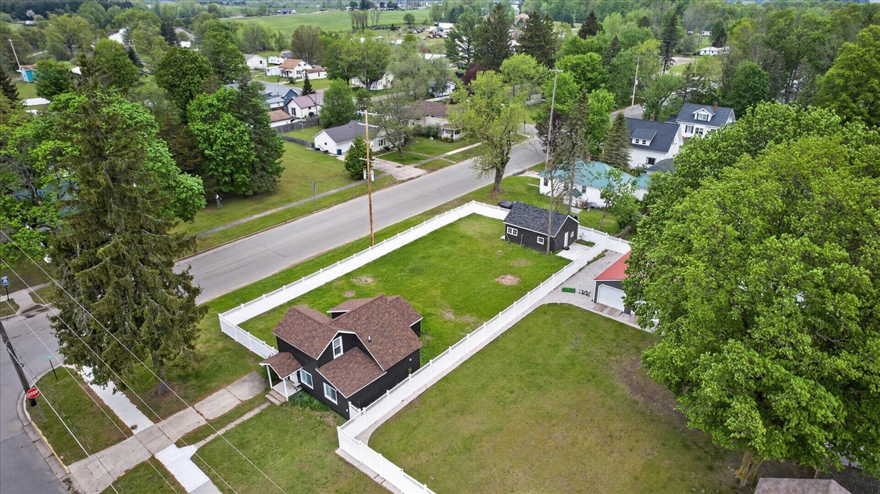 252 West Stimson Avenue Reed City, MI 49677 - Photo 29 of 38