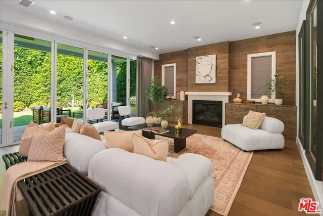 $4,495,000 | 11413 Bolas Street, Los Angeles, CA 90049