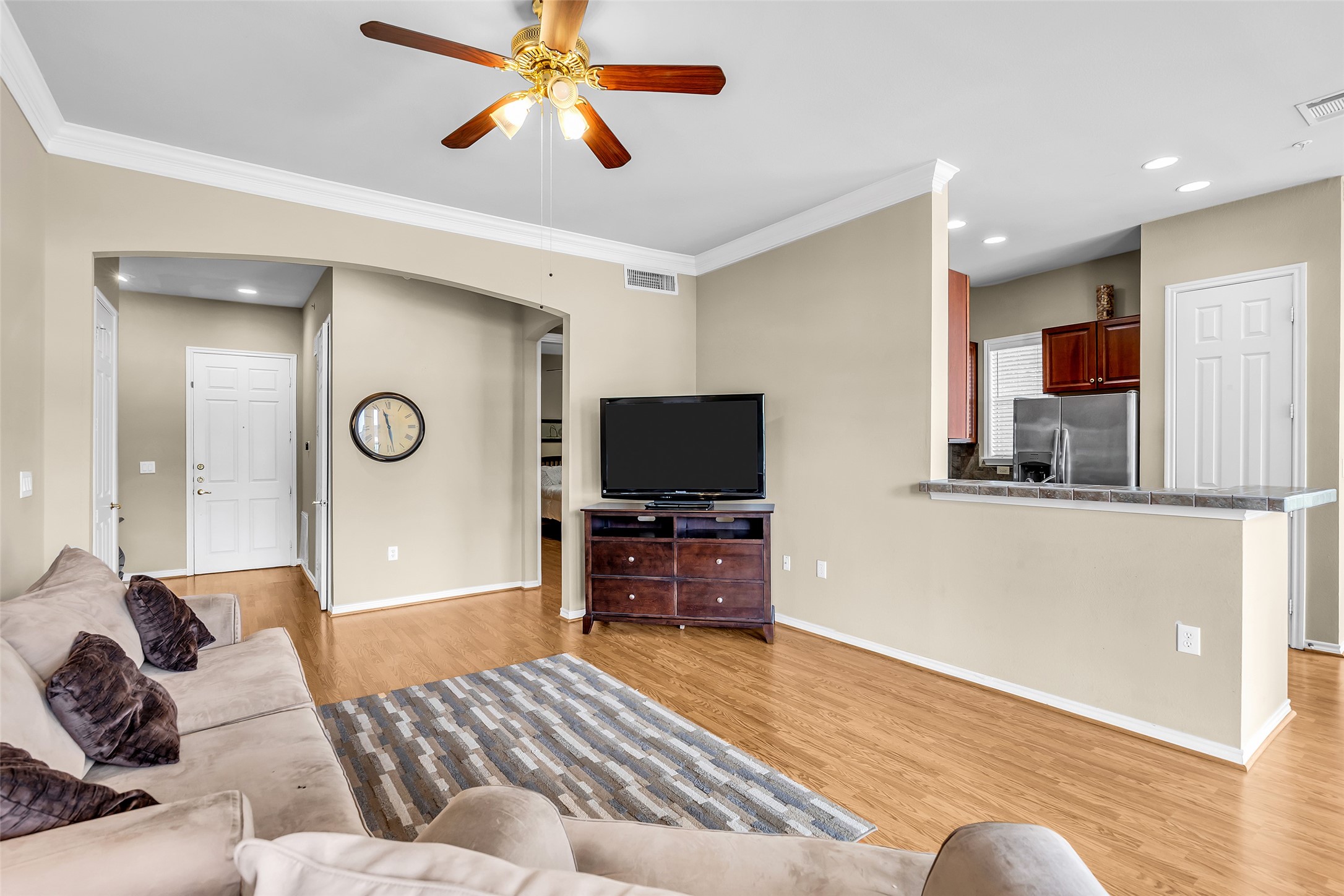 2400 McCue Road, Unit 240 Houston, TX 77056 - Photo 5 of 36