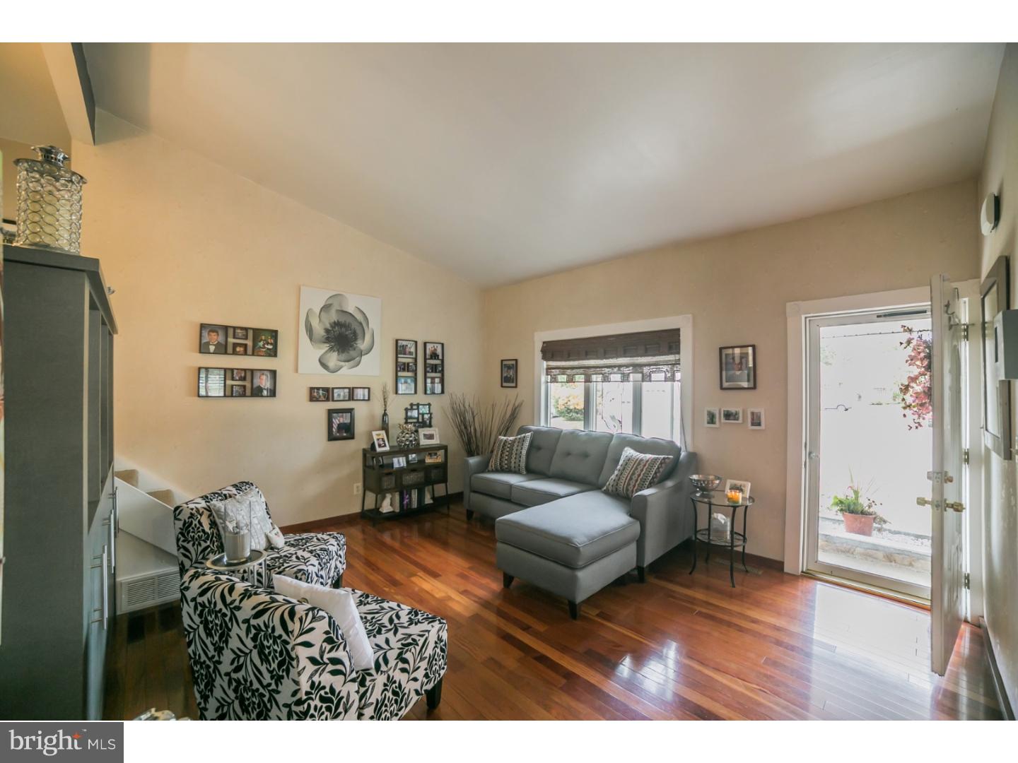 322 Walker Road Ambler, PA 19002 - Photo 2 of 25 Gallery Image 2
