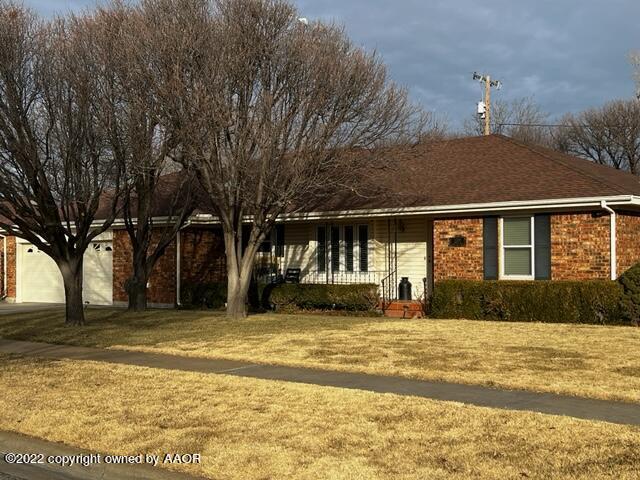 1209 South Indiana Street Perryton, TX 79070 - Photo 3 of 24 3