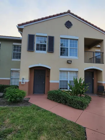 $2,100 | 10336 Fox Trail Road South, West Palm Beach, FL 33411