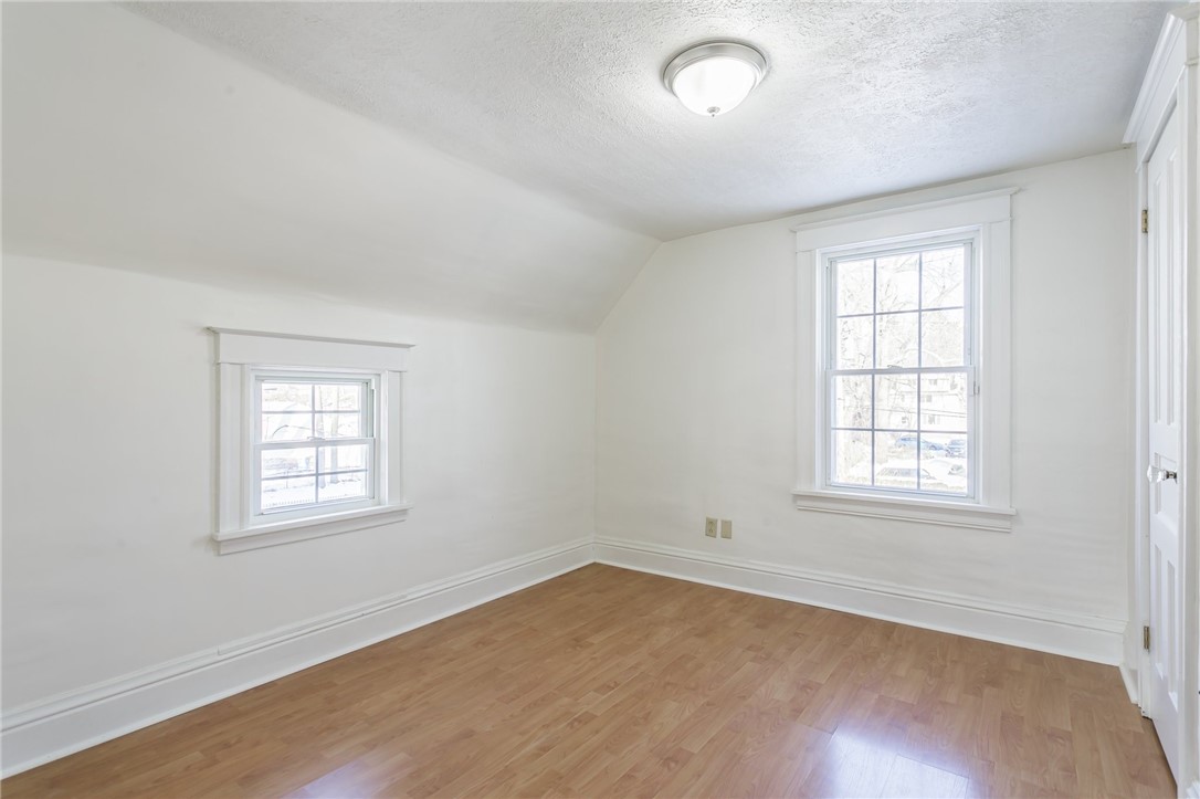 80 Enterprise Street Rochester, NY 14619 - Photo 16 of 34