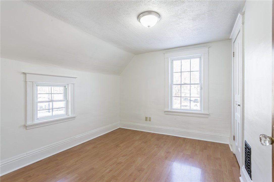 80 Enterprise Street Rochester, NY 14619 - Photo 17 of 34