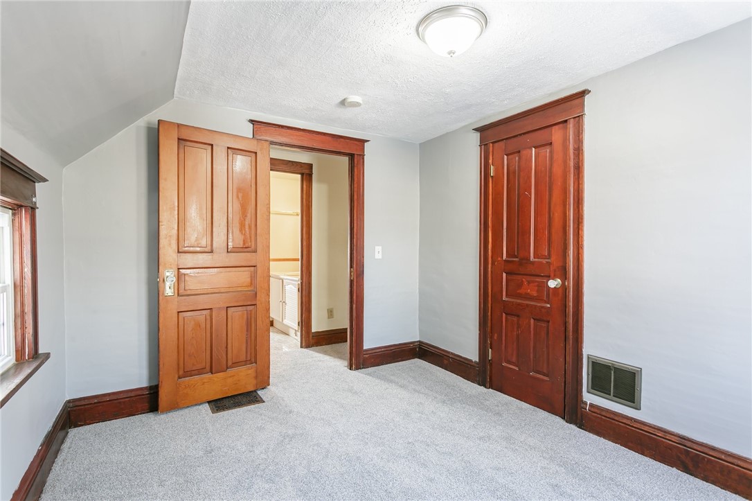 80 Enterprise Street Rochester, NY 14619 - Photo 19 of 34