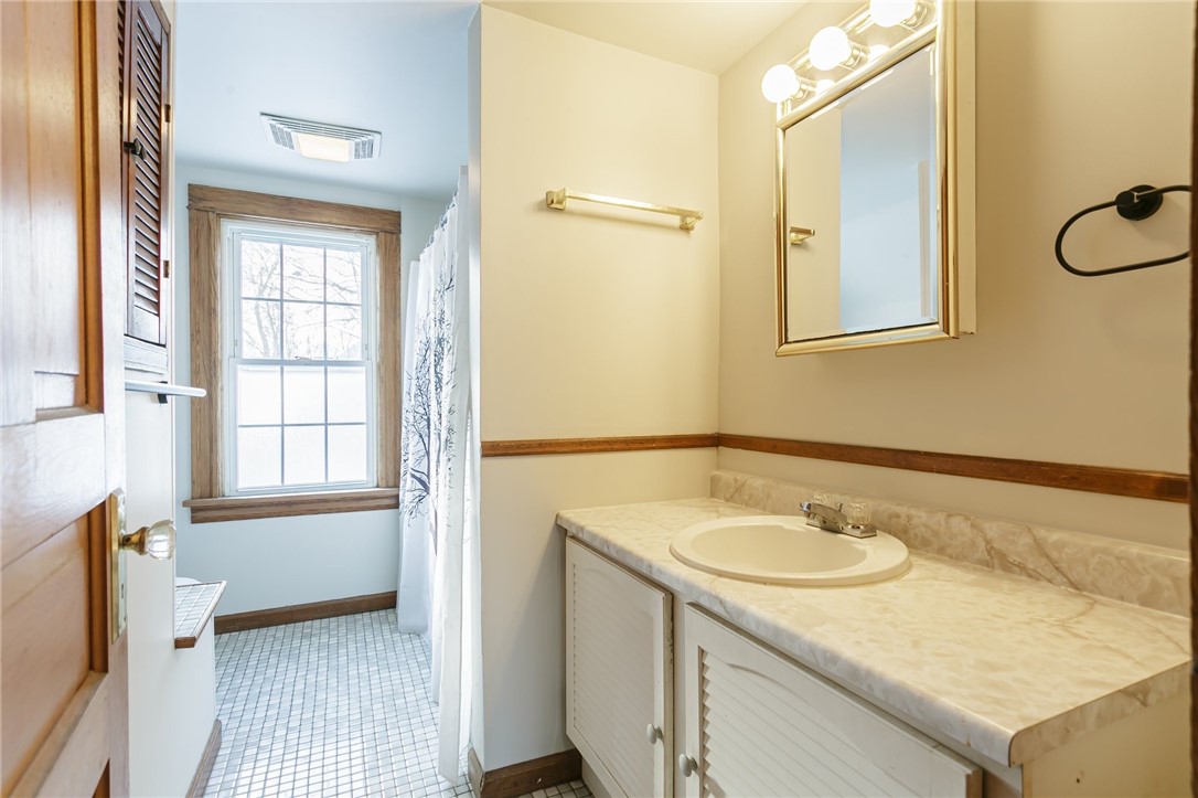 80 Enterprise Street Rochester, NY 14619 - Photo 24 of 34