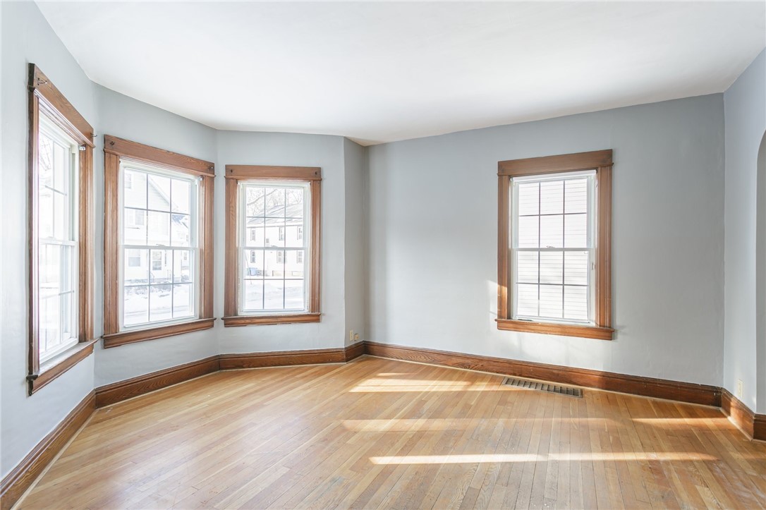 80 Enterprise Street Rochester, NY 14619 - Photo 10 of 34