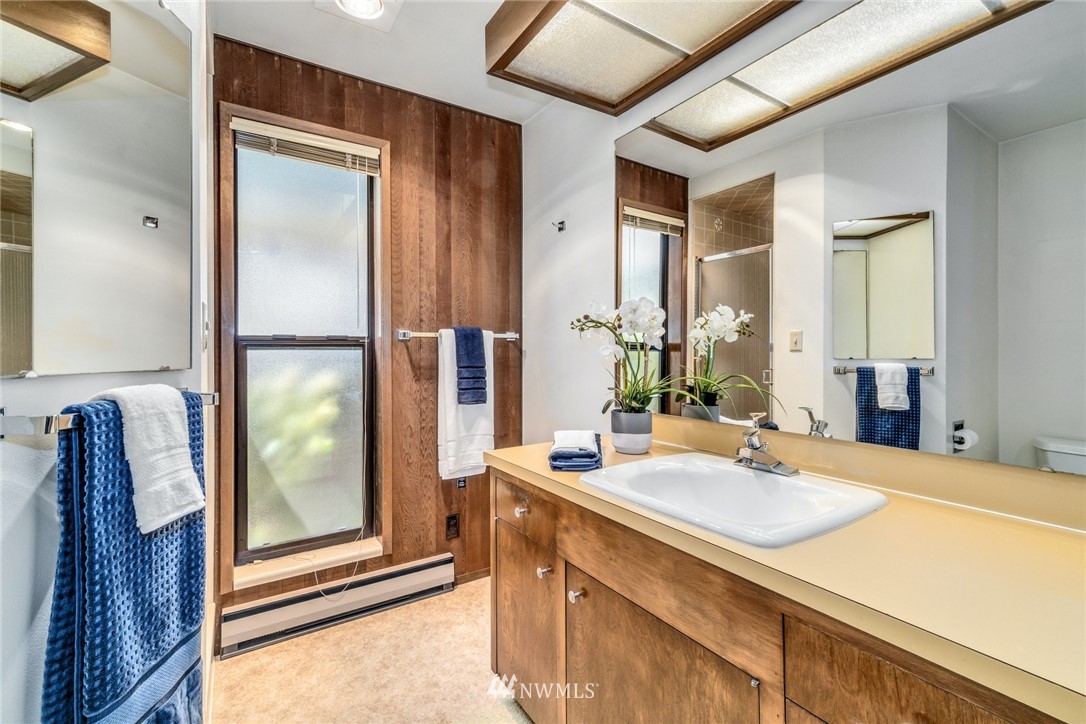 10115 Northeast 187th Street Bothell, WA 98011 - Photo 15 of 28 Gallery Image 15