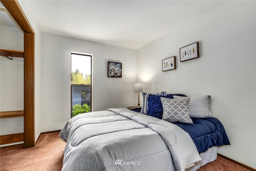 10115 Northeast 187th Street Bothell, WA 98011 - Photo 16 of 28 Gallery Image 16